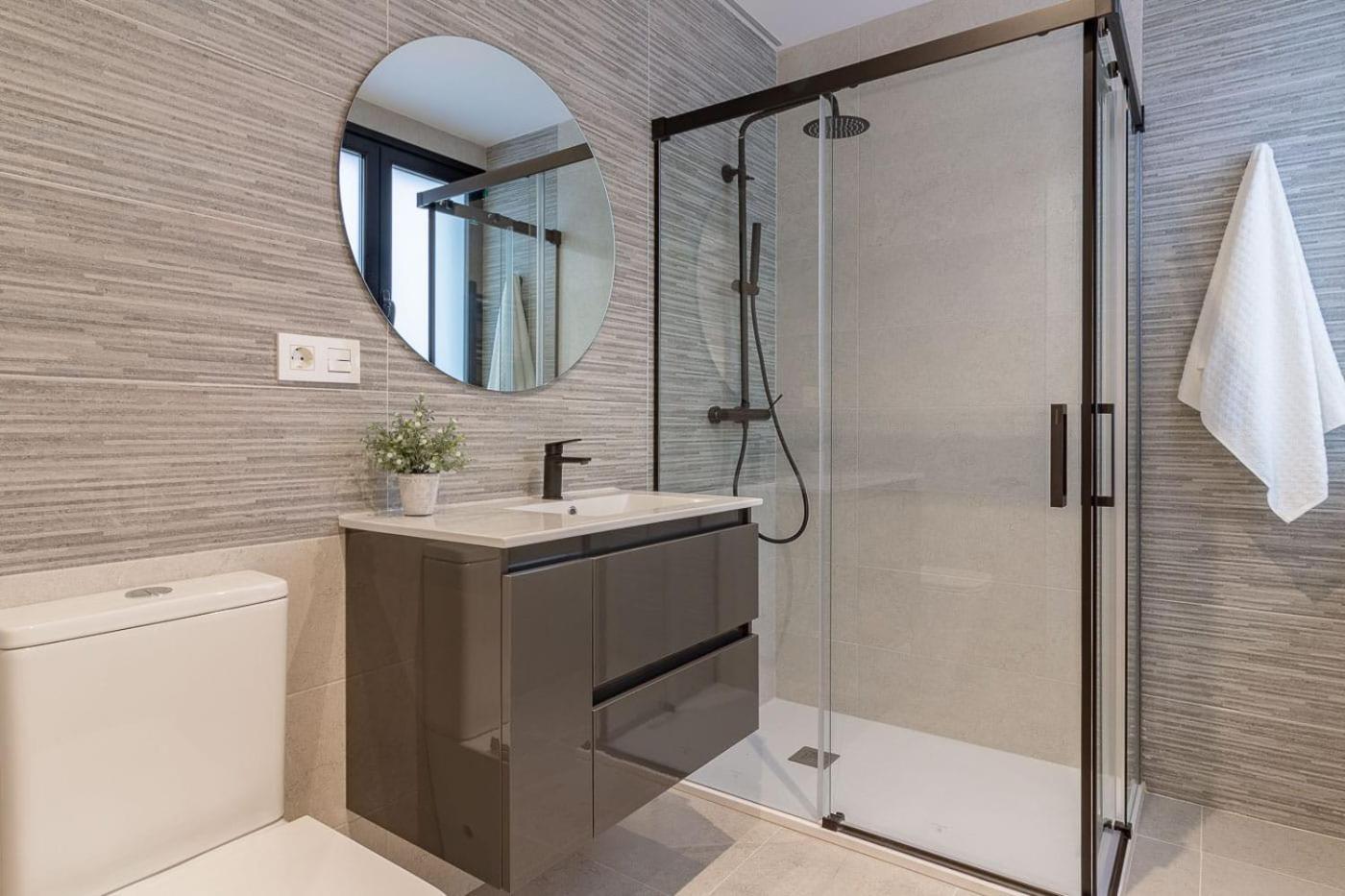 Room4You By Asturias Holidays โอเบียโด ภายนอก รูปภาพ