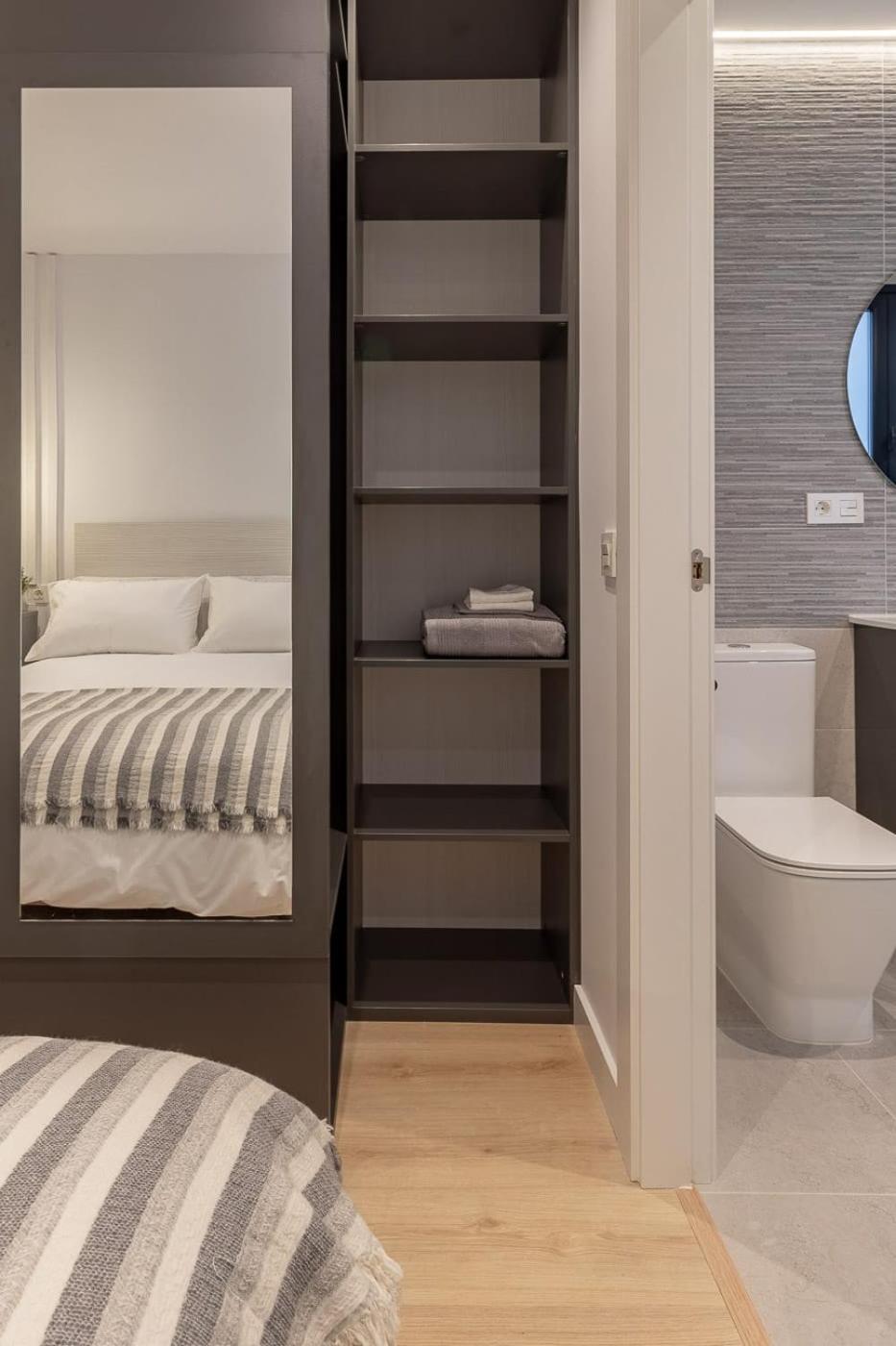 Room4You By Asturias Holidays โอเบียโด ภายนอก รูปภาพ