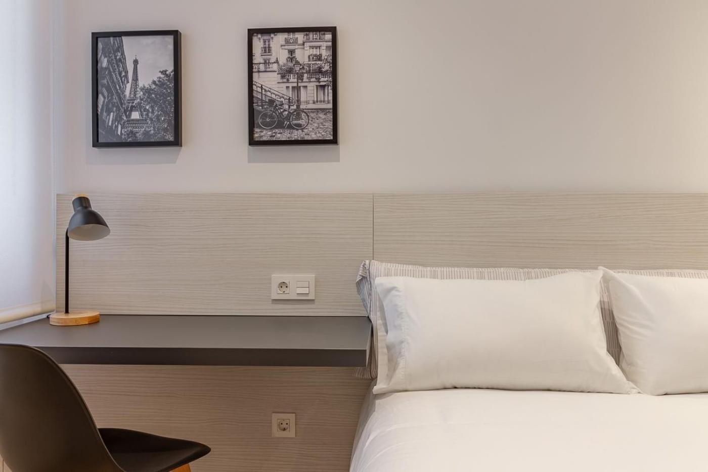Room4You By Asturias Holidays โอเบียโด ภายนอก รูปภาพ
