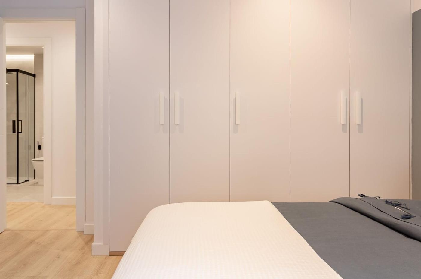 Room4You By Asturias Holidays โอเบียโด ภายนอก รูปภาพ